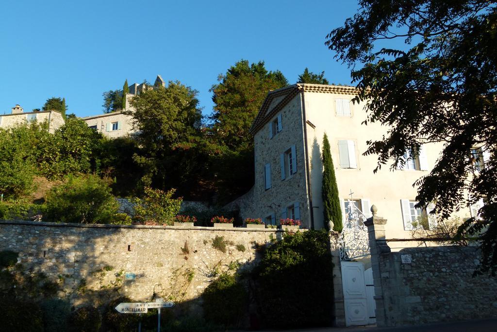 Le Seminaire Bed and Breakfast Roussas Exteriör bild