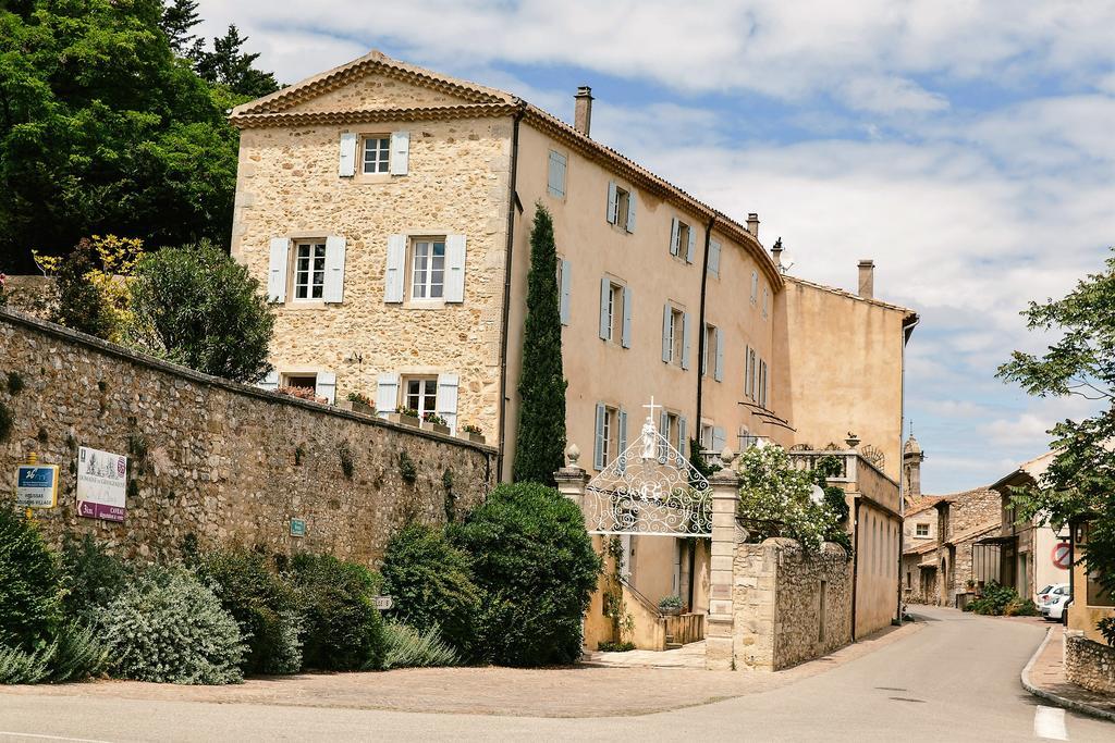 Le Seminaire Bed and Breakfast Roussas Exteriör bild